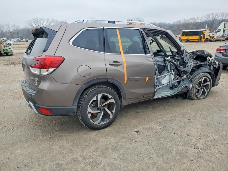 2022 Subaru Forester Touring