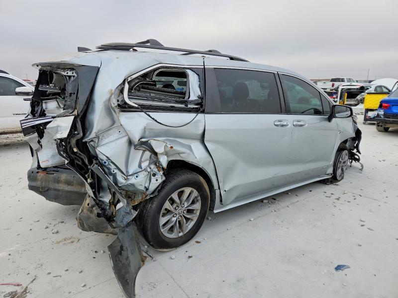 2021 Toyota Sienna