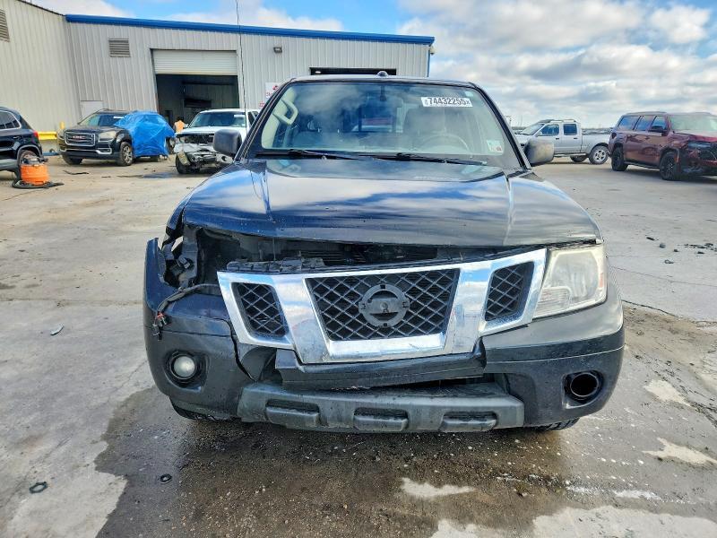2017 Nissan Frontier s