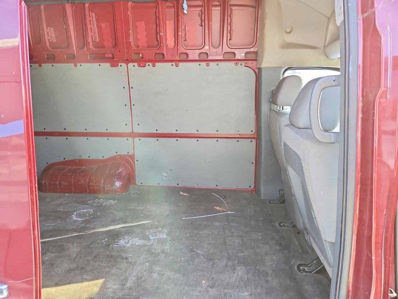 2012 Nissan NV 2500 Delivery Van