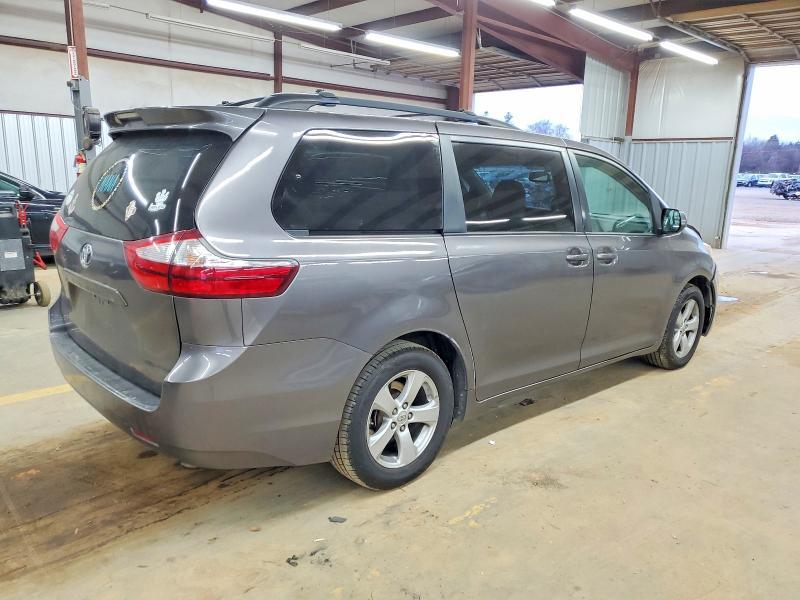 2017 Toyota Sienna le