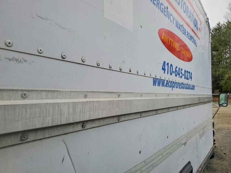 1997 GMC Savana box Truck