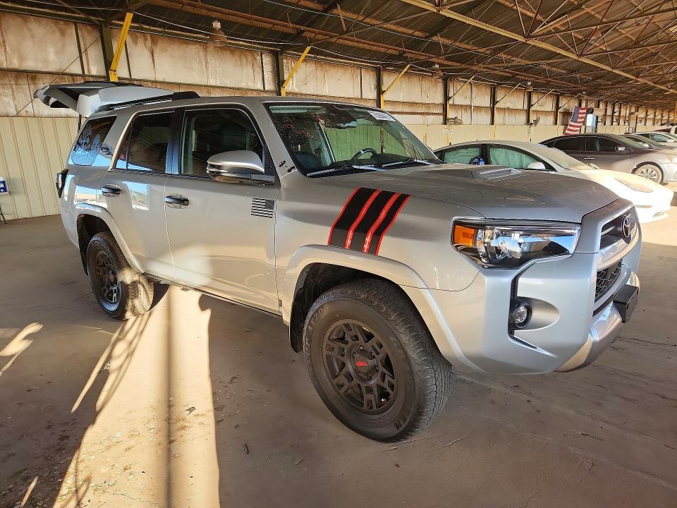2023 Toyota 4runner se