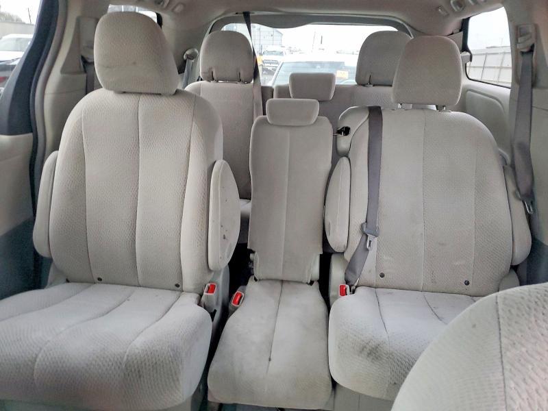 2011 Toyota Sienna Base
