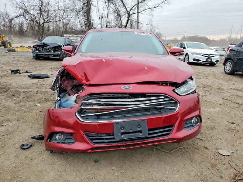 2016 Ford Fusion se