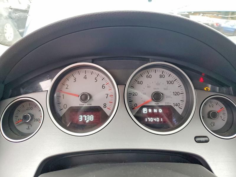 2011 Volkswagen Routan se