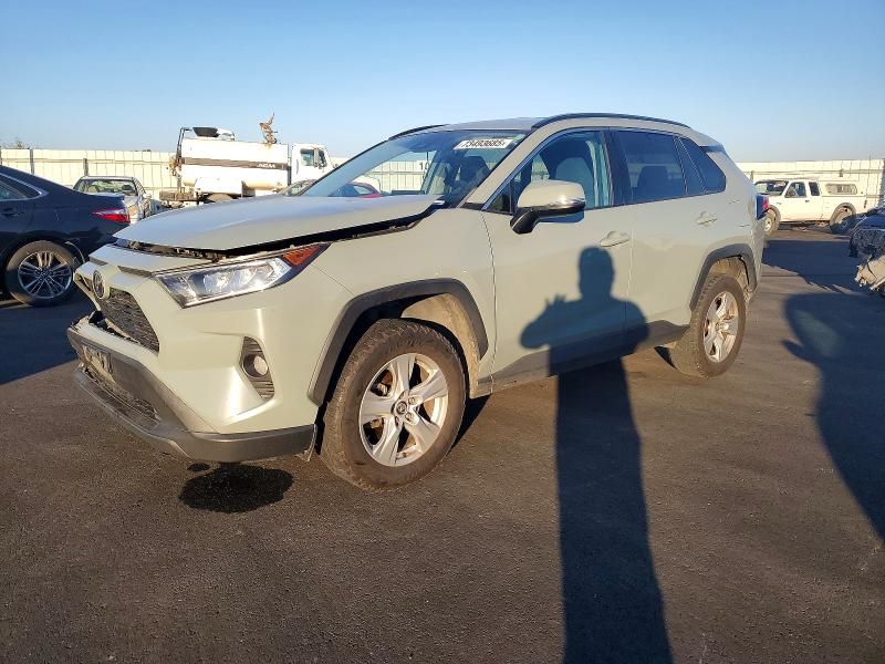 2020 Toyota Rav4 xle