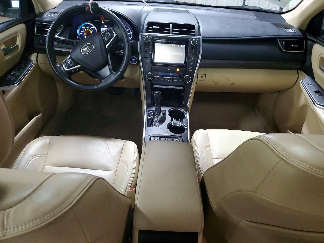 2017 Toyota Camry Hybrid