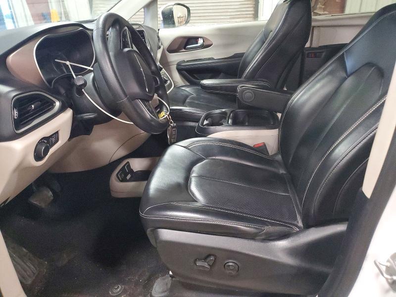 2020 Chrysler Voyager lxi