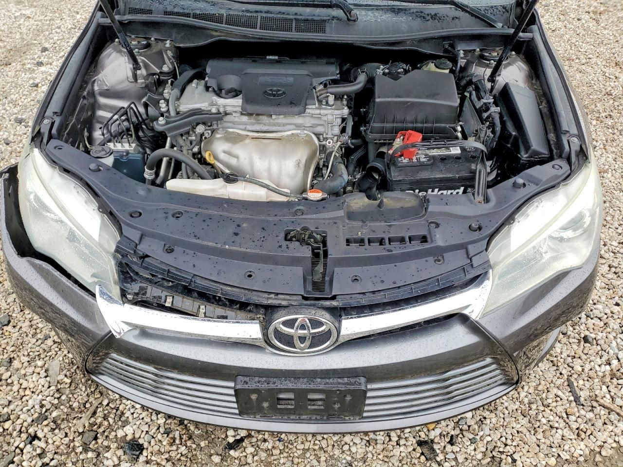 2016 Toyota Camry le