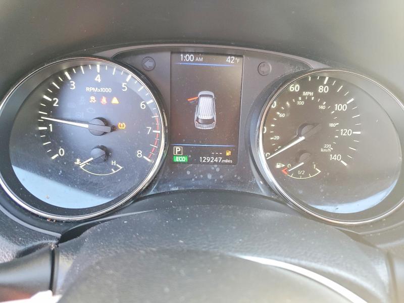 2020 Nissan Rogue sv