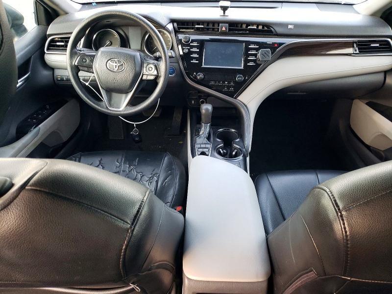 2019 Toyota Camry le
