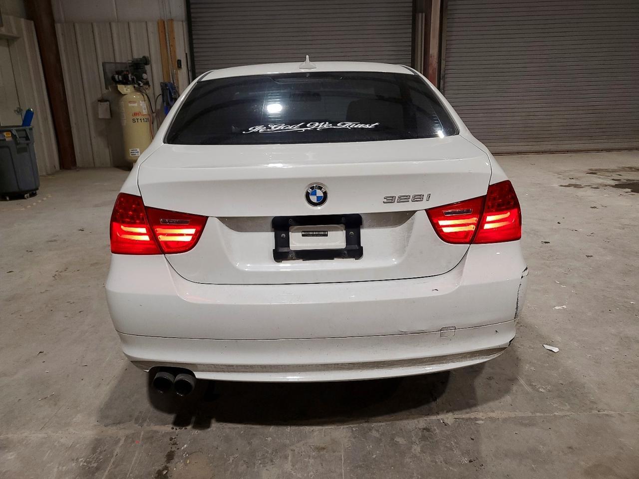 2011 BMW 328 xi