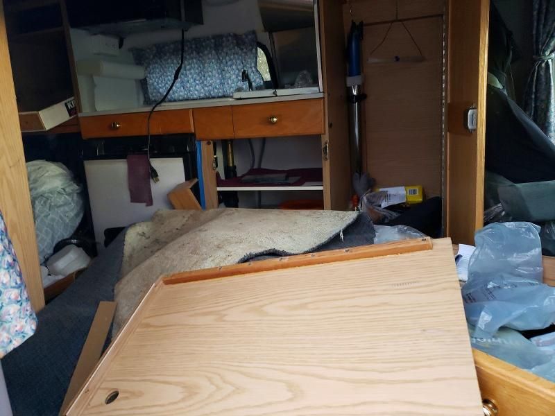 1999 Dodge Ram van B3500