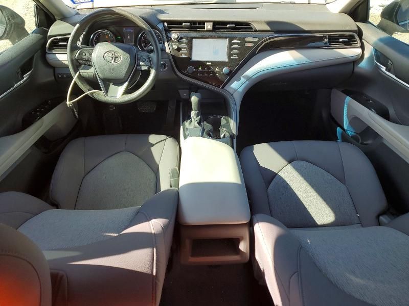 2020 Toyota Camry le
