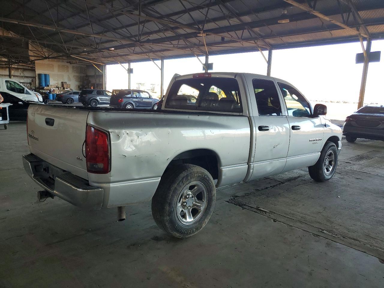 2004 Dodge RAM 1500 ST