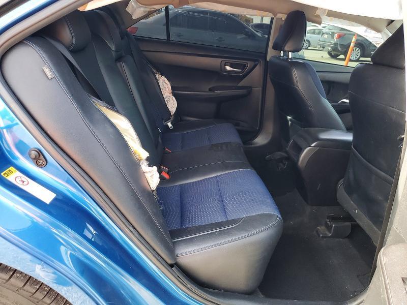 2016 Toyota Camry le