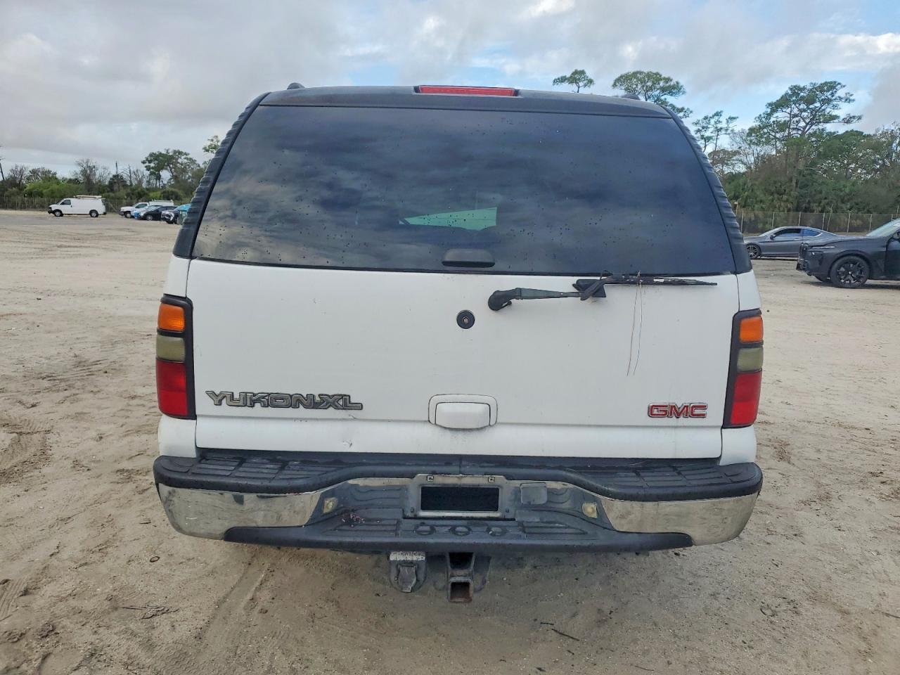 2005 GMC Yukon xl C1500