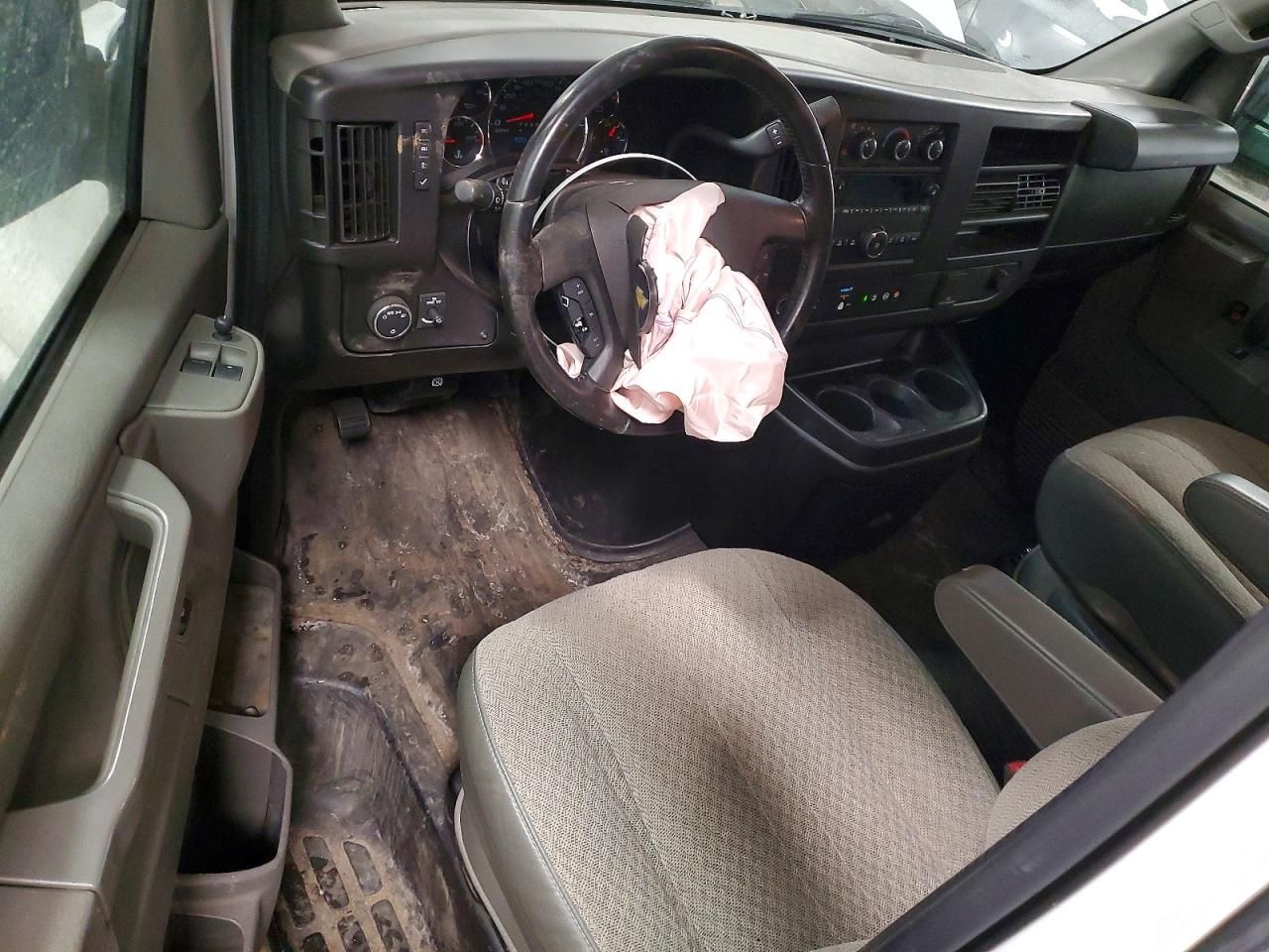 2020 Chevrolet Express G3500