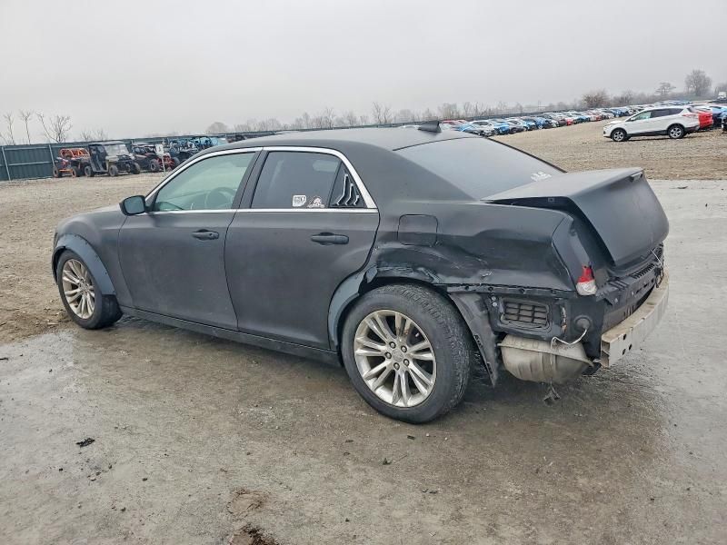 2018 Chrysler 300 Touring