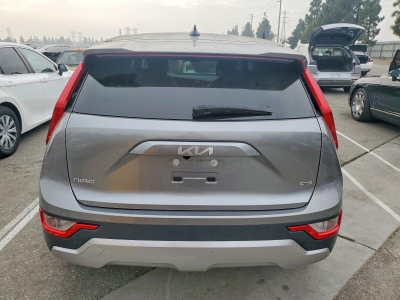 2023 KIA Niro lx