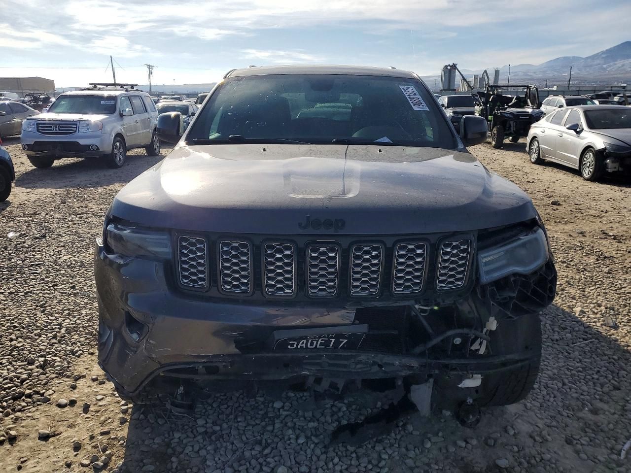 2020 Jeep Grand Cherokee Laredo