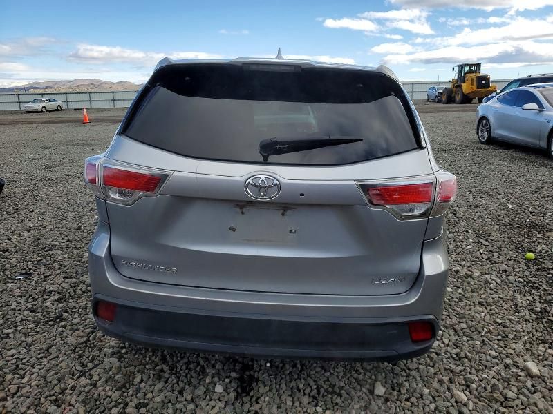 2015 Toyota Highlander le