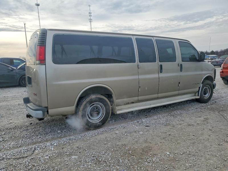 2001 GMC Savana G3500