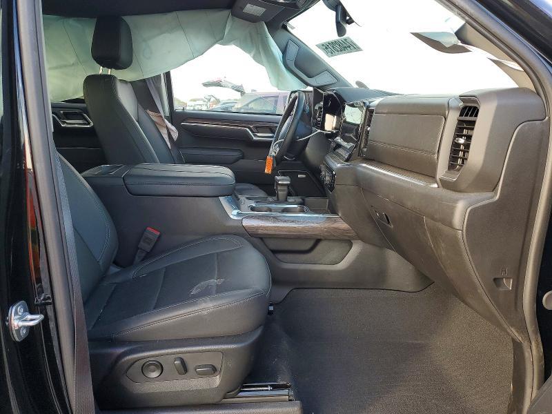 2025 Chevrolet Silverado K1500 ltz