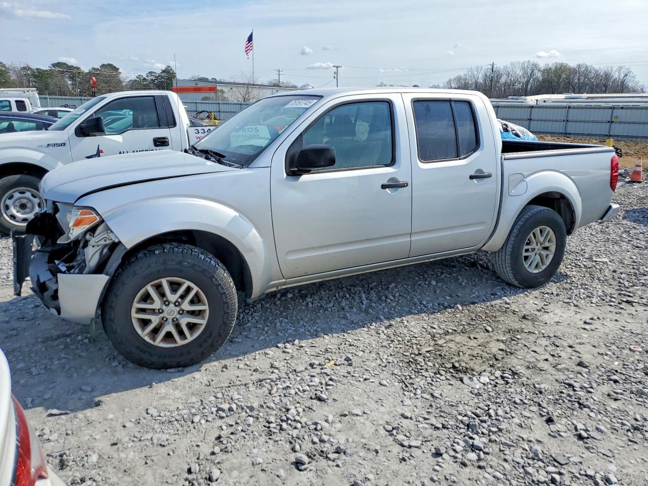 2015 Nissan Frontier S