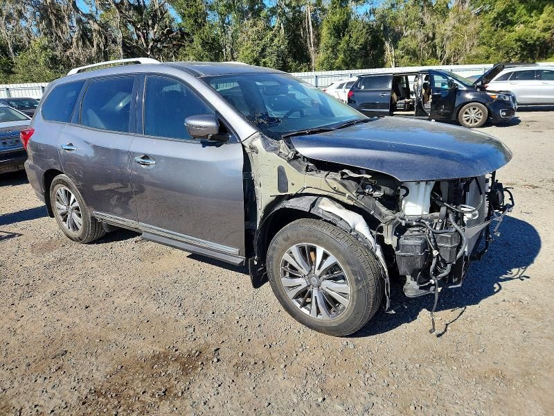 2020 Nissan Pathfinder Platinum