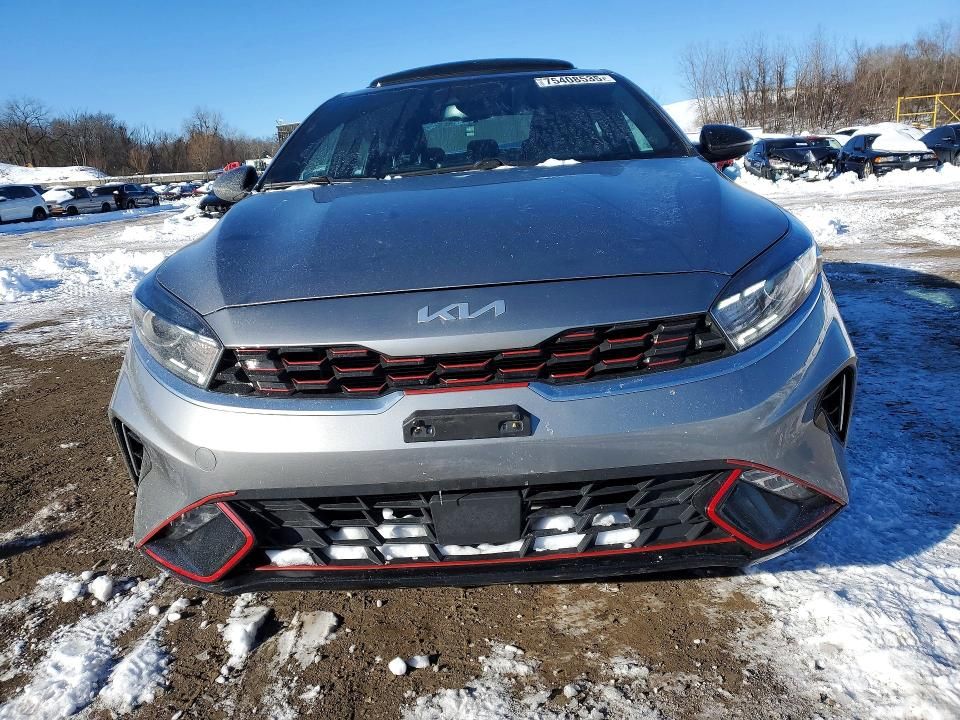 2022 KIA Forte gt Line