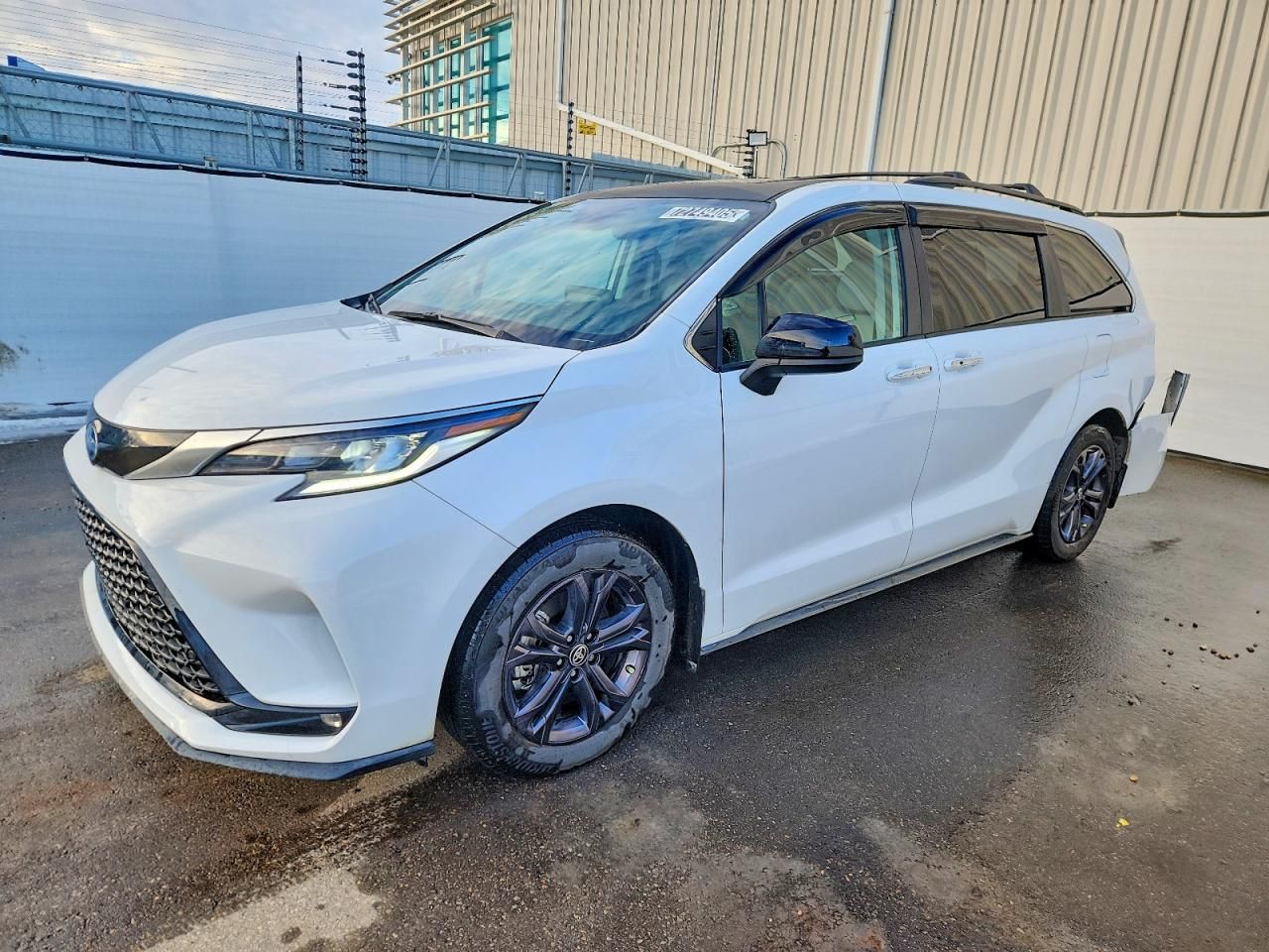 2024 Toyota Sienna le