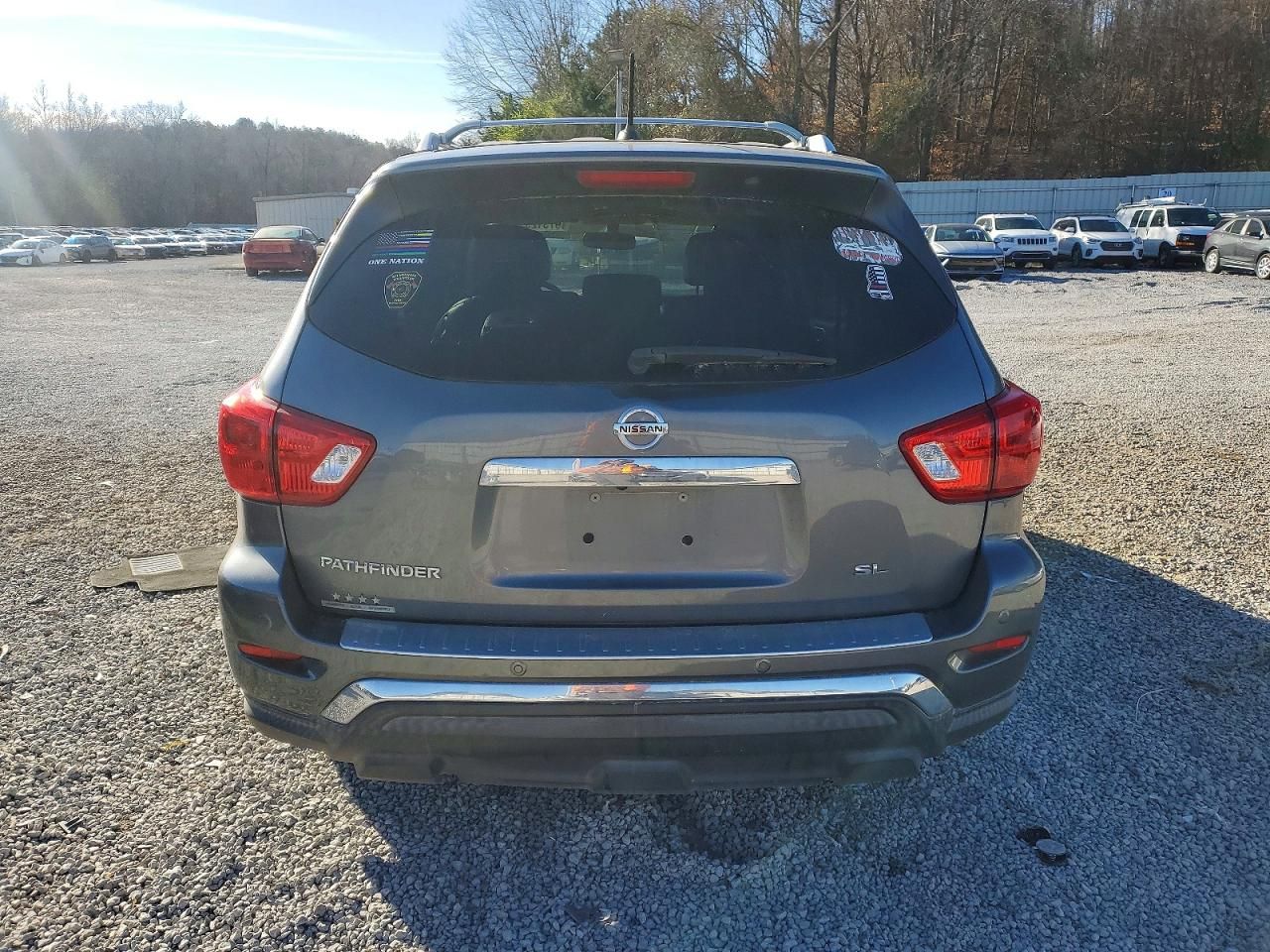 2018 Nissan Pathfinder s