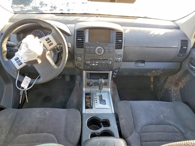 2011 Nissan Pathfinder s