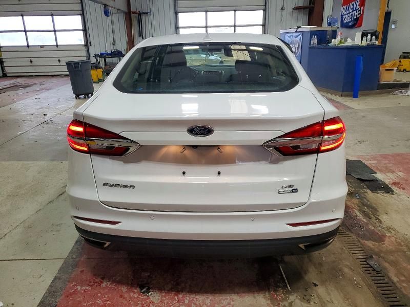2019 Ford Fusion se
