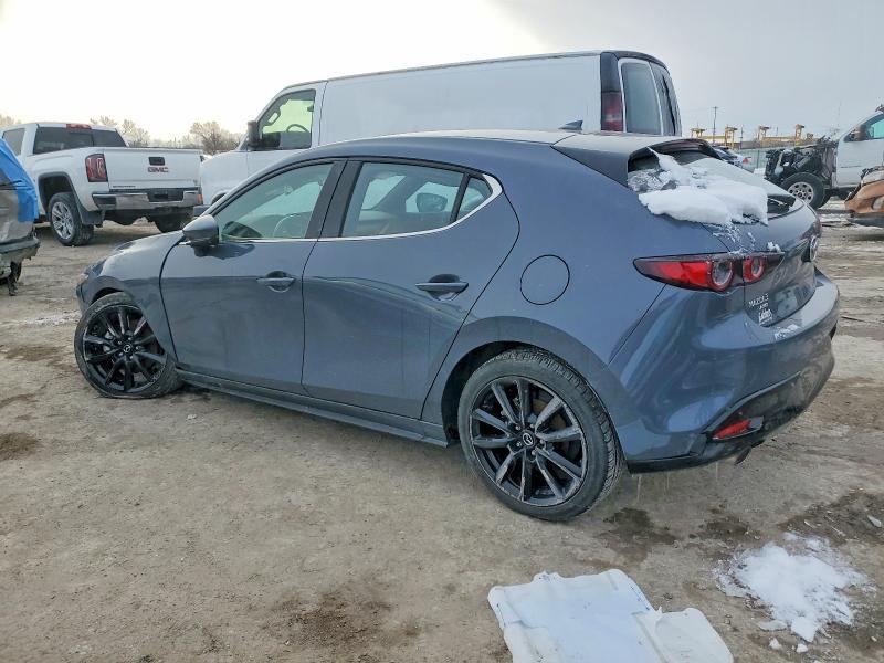 2021 Mazda 3 Premium