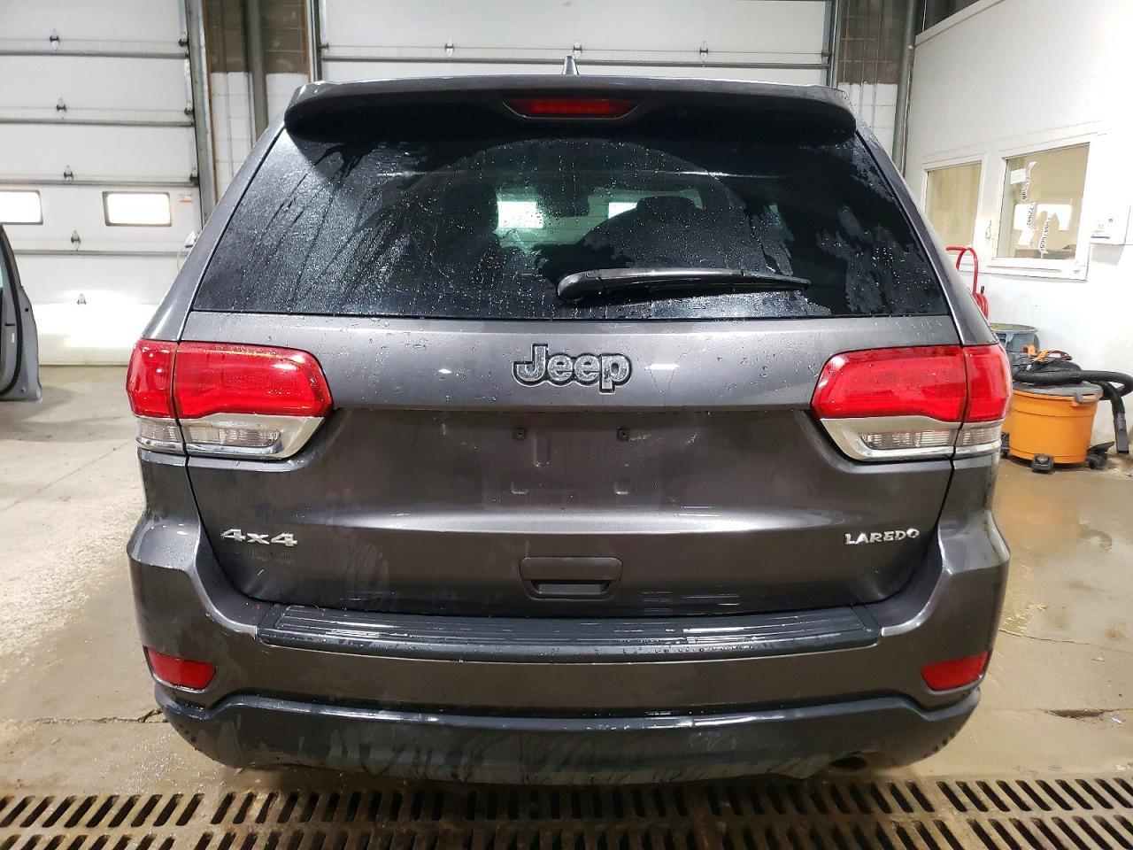 2015 Jeep Grand Cherokee Laredo