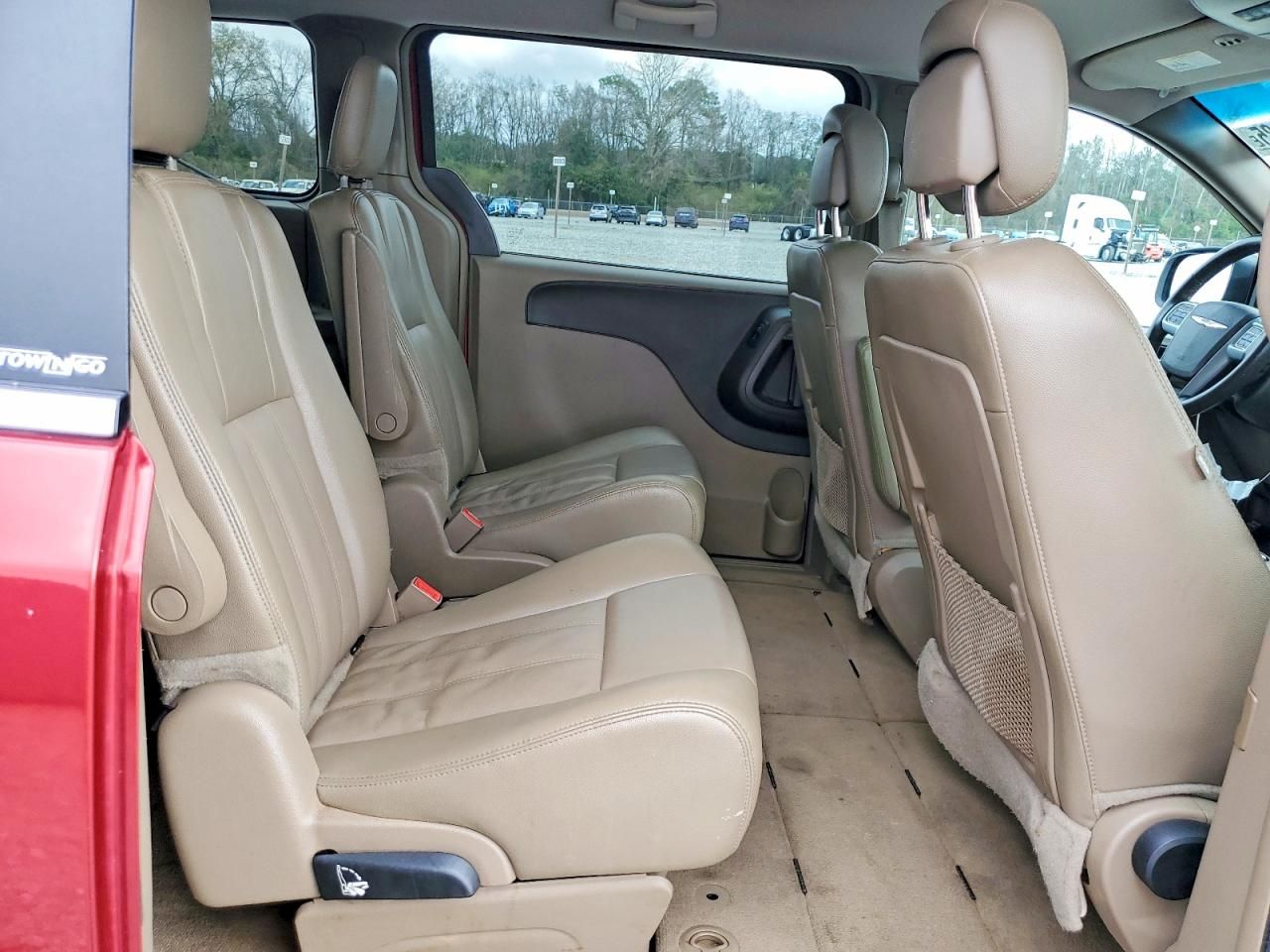 2014 Chrysler Town & Country Touring