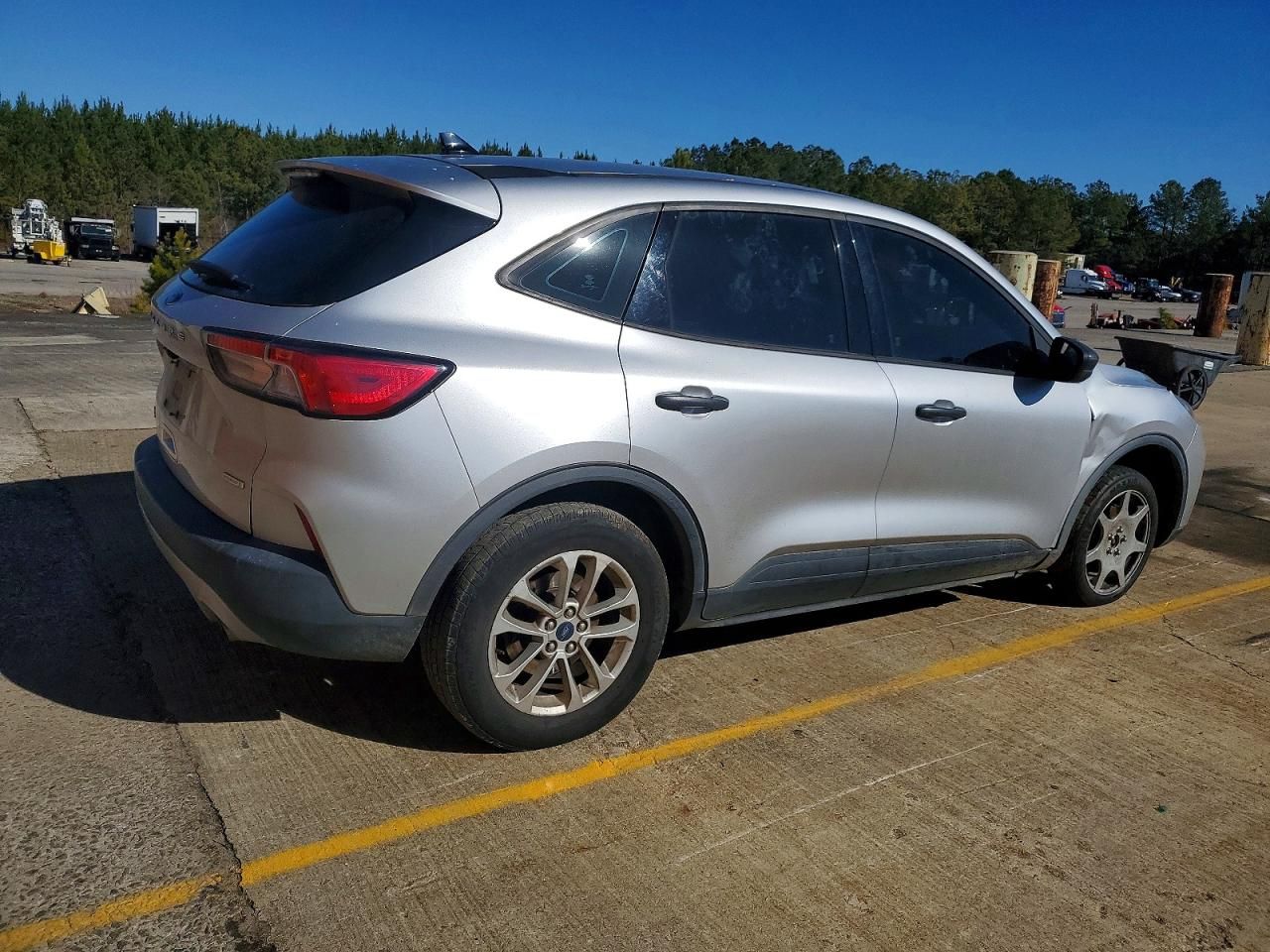 2020 Ford Escape s