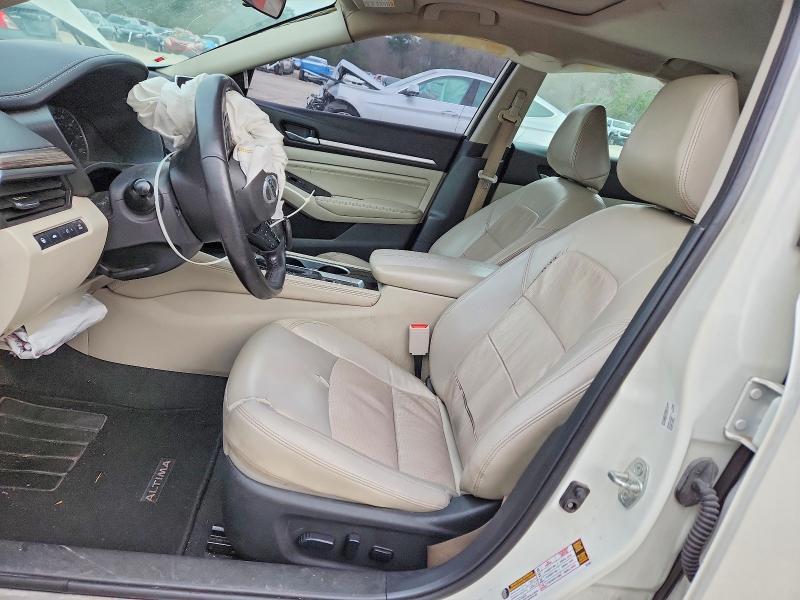 2022 Nissan Altima sl
