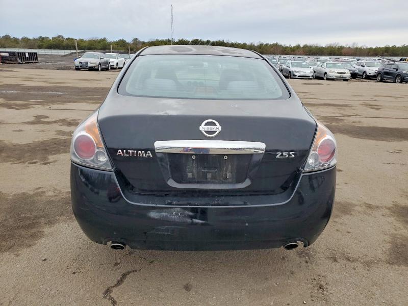 2010 Nissan Altima Base