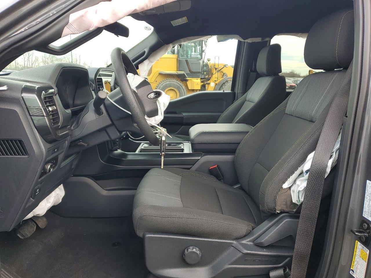 2025 Ford F150 stx