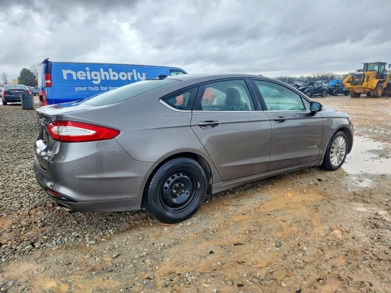 2013 Ford Fusion se Hybrid