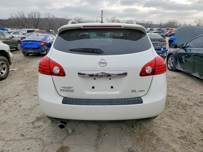 2013 Nissan Rogue s