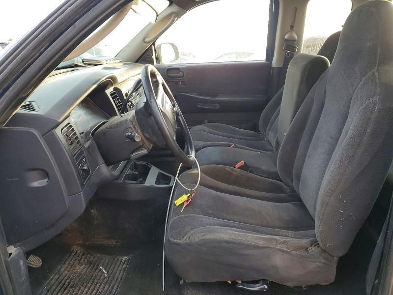 2004 Dodge Dakota Sport