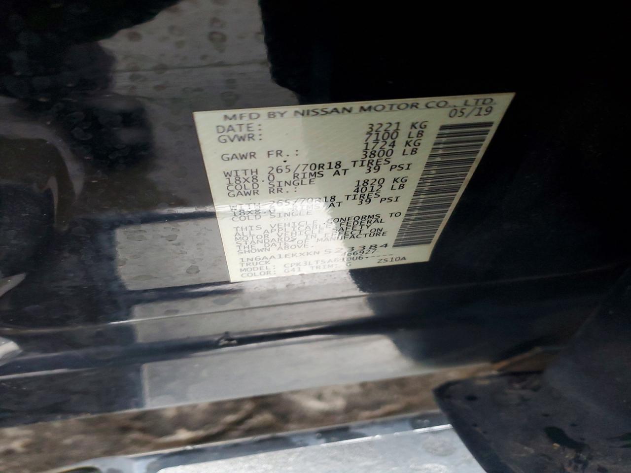 2019 Nissan Titan V8 Crew cab 5.6l sv