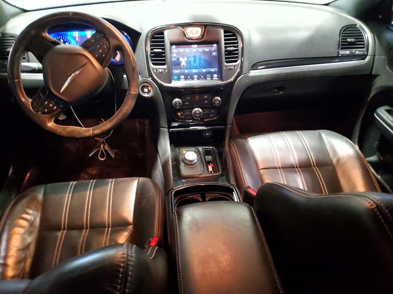 2018 Chrysler 300 s