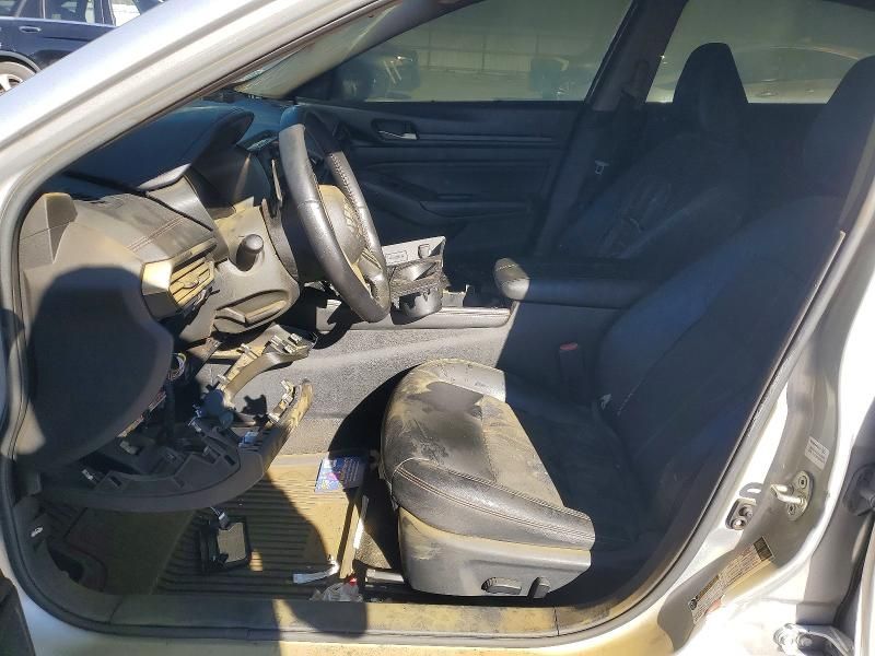 2021 Nissan Altima sr