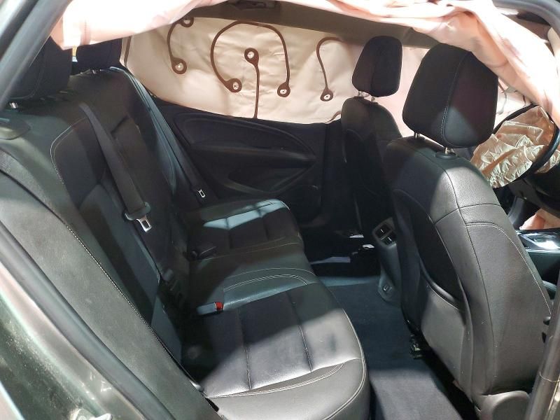 2019 Buick Regal Tourx Essence